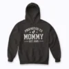 Mom Est 2025 New Mom Baby Announcement Gift Hoodie